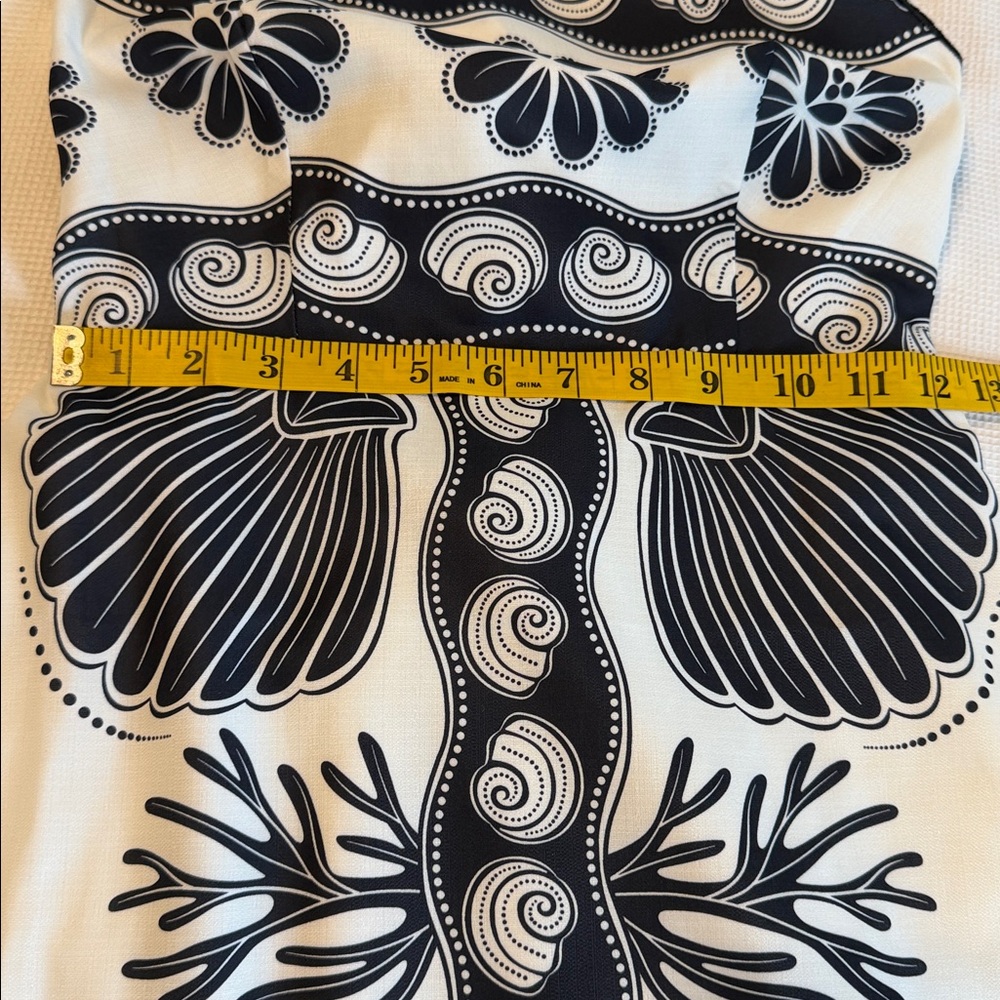 Commense Mini Scalloped Edges Lace Up Sea Shells Size XS NWT - Picture 6 of 15
